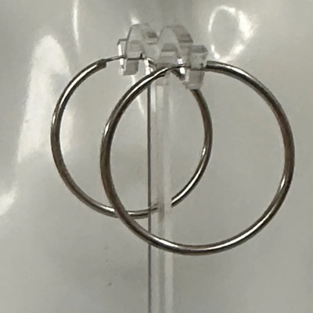 Chic 925 Silver Hoop Earrings